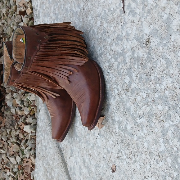 CORRAL Western Leather Fringe bootie size 9.5 - Picture 11 of 11